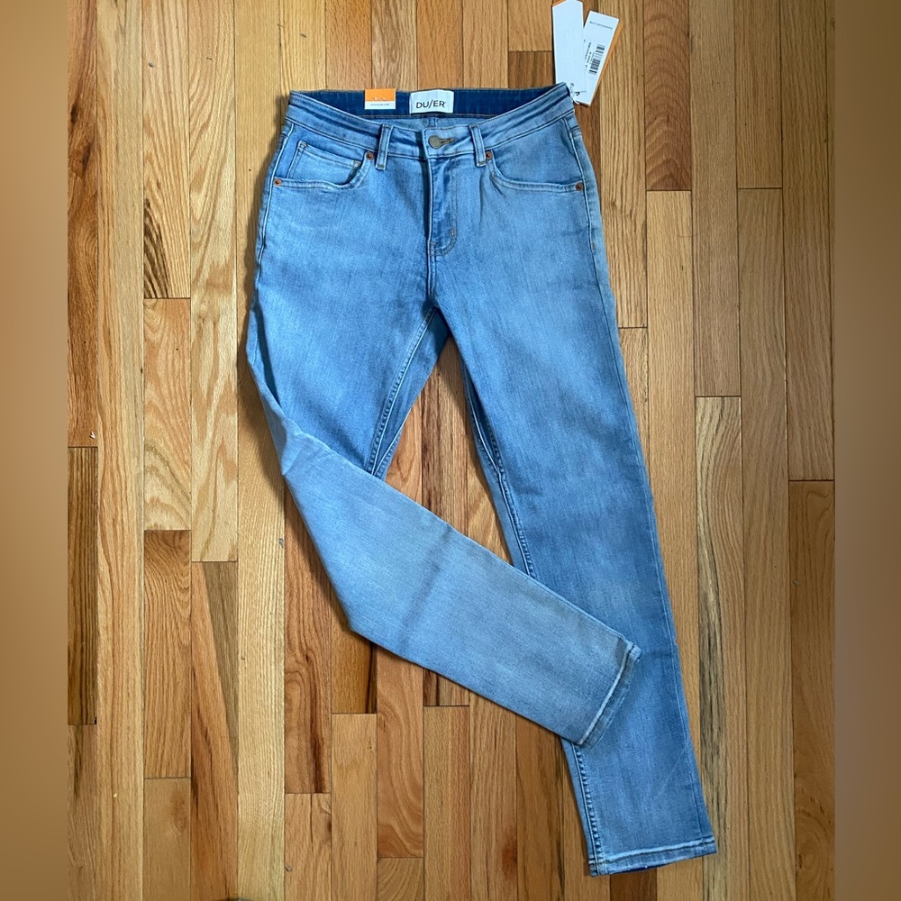 NWT Duer Performance Denim Girlfriend W26 L30